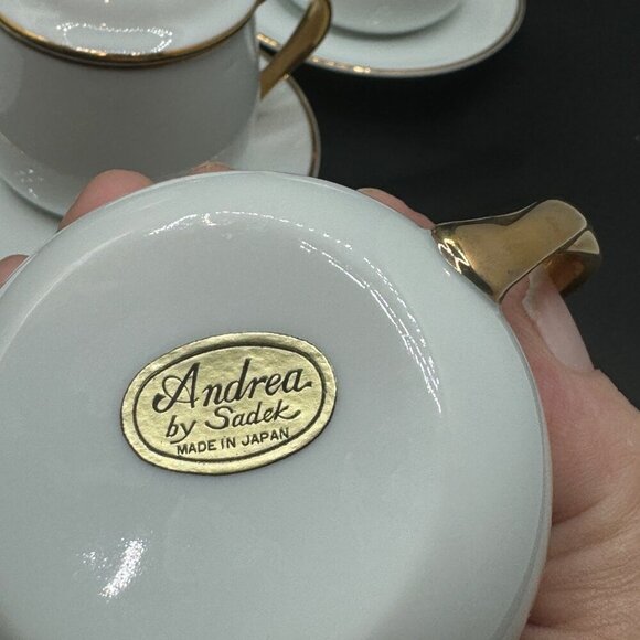 Vintage  Andrea by Sadek De Creame Demitasse Tea Cups with Lids Gold Trim - Picture 8 of 10